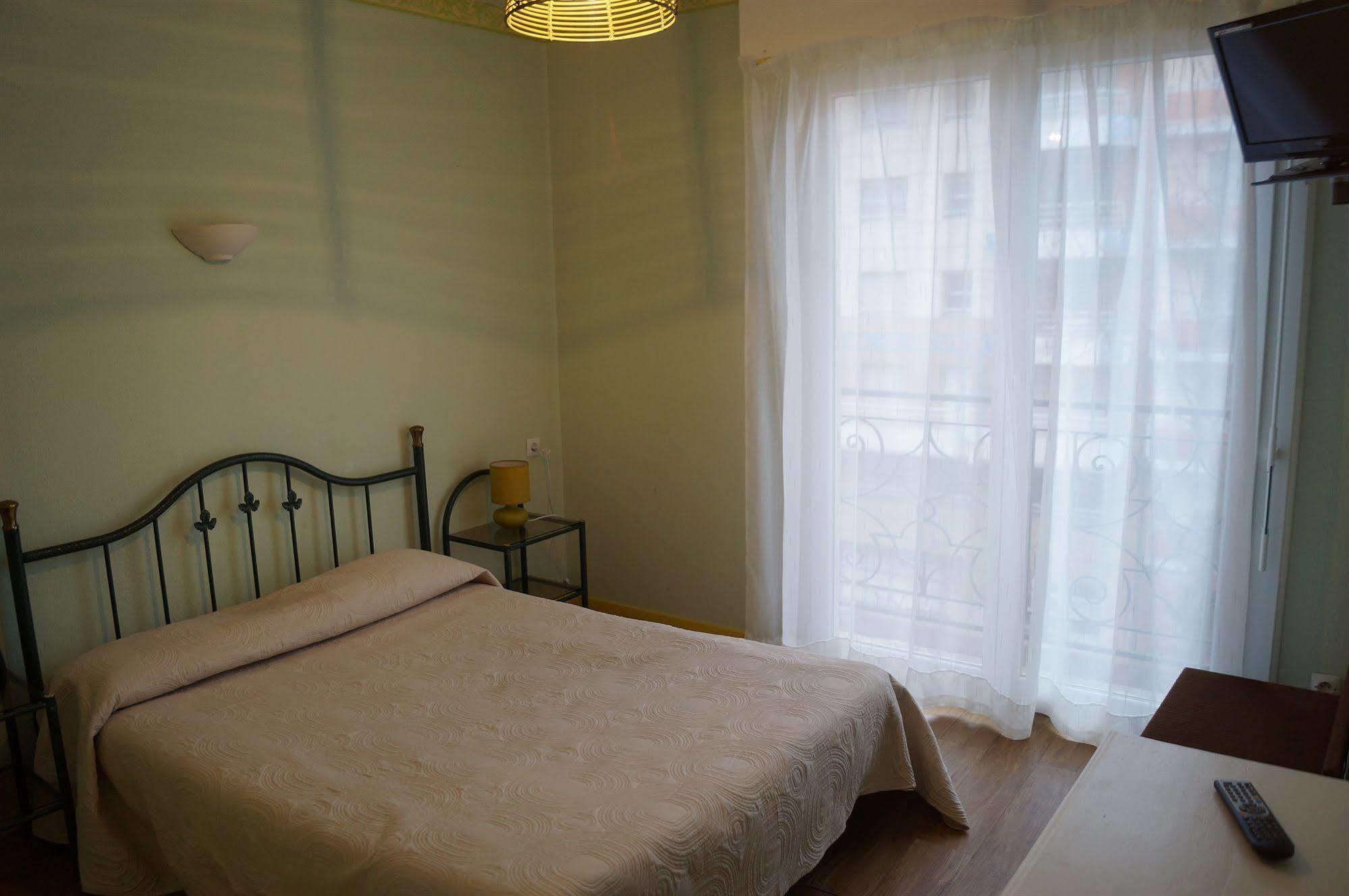 Le Novel Otel Arcachon Dış mekan fotoğraf